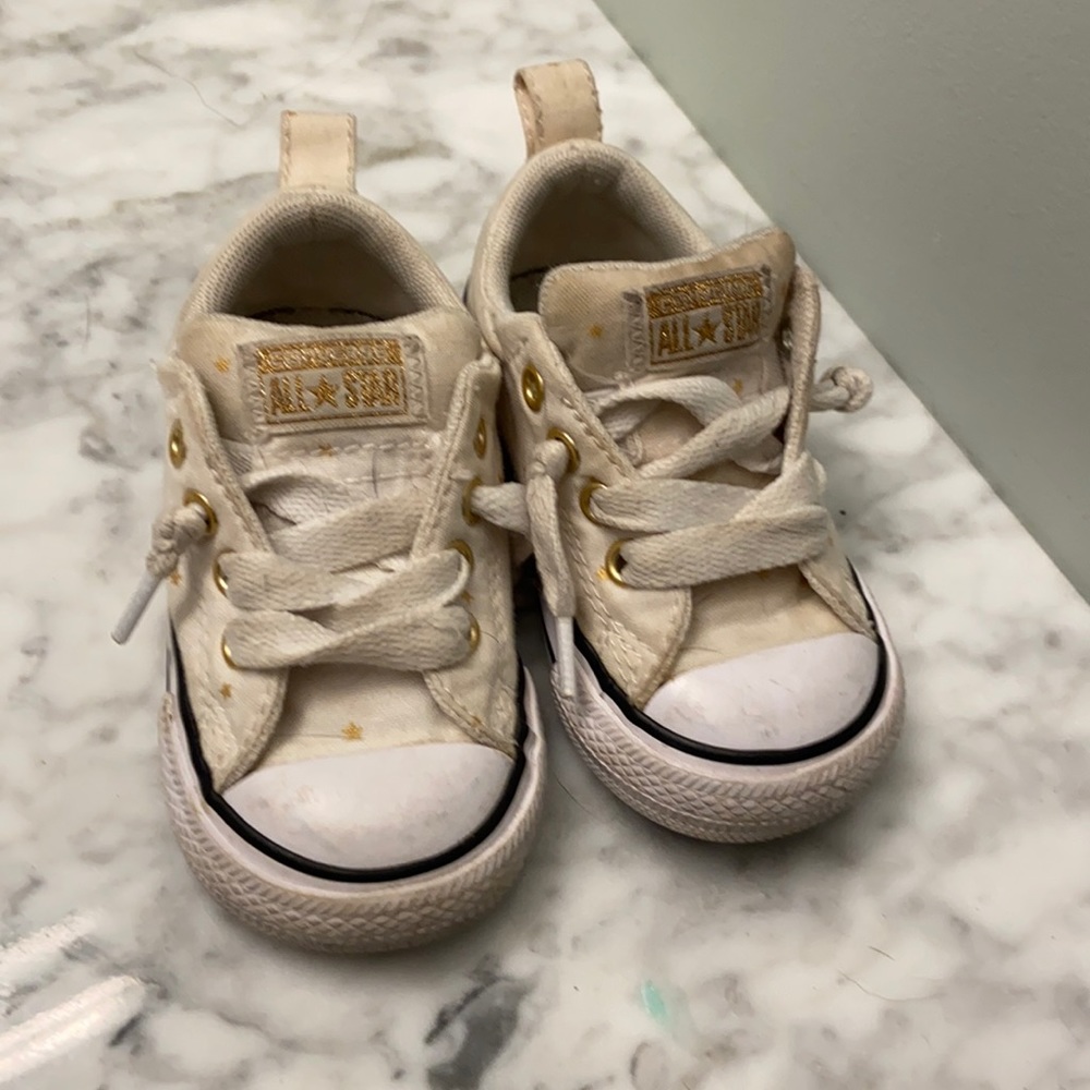 Toddler converse sz5
